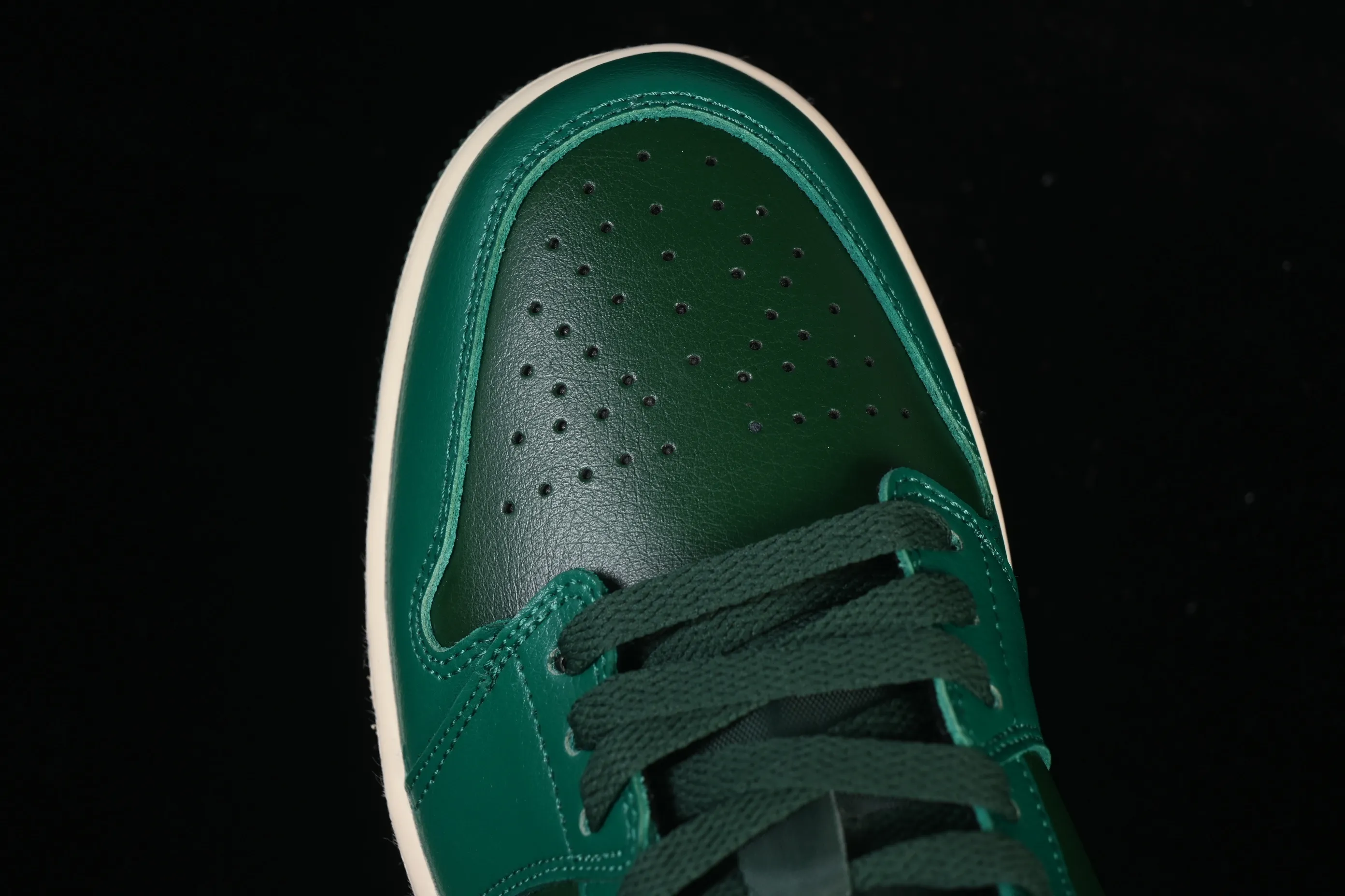 All categories Air Jordan Jordan series basketball shoes Air Jordan 1 Low Air Jordan 1 Low "Watermelon" AJ1 Joe 1 green red cultural low-top casual sneakers DC0774-300